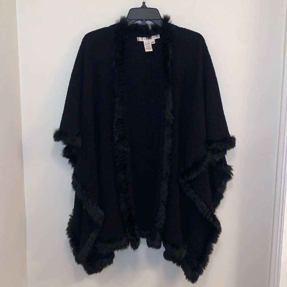 Studio M Women’s Black Wool Shawl
